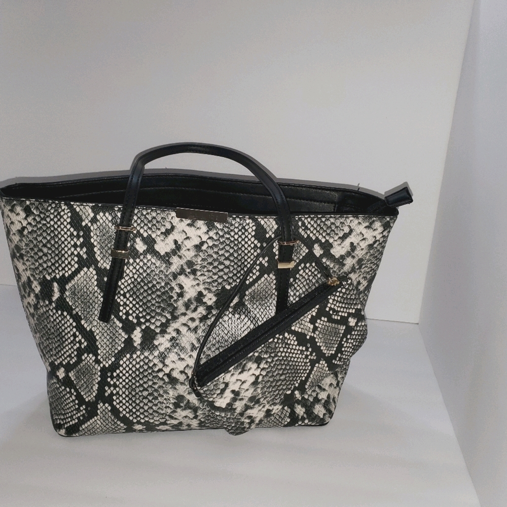 Kelly and katie tote set